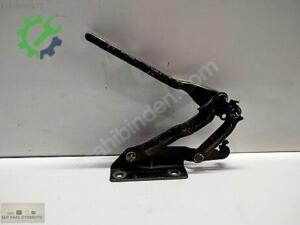 VOLKSWAGEN GOLF5-JETTA SİYAH SOL KAPUT MENTEŞESİ 1K0 823 301