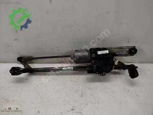 VOLKSWAGEN GOLF7 ÖN SİLECEK MOTORU 5G1 955 119 A