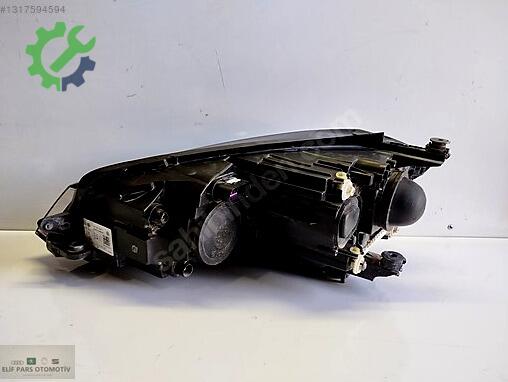 Volkswagen Golf Sağ Ön Far çıkma parça