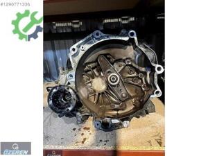 VOLKSWAGEN GOLF 5 1.4 BCA ŞANZIMAN ÖZEREN YEDEK PARÇA