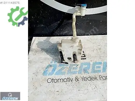 Volkswagen Golf Cam Suyu Deposu çıkma parça