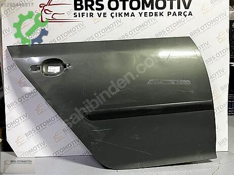 Volkswagen Golf Sağ Arka Kapı çıkma parça