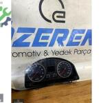 VOLKSWAGEN GOLF 5 GOSTERGE PANELI ÖZEREN YEDEK PARÇA