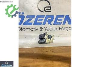 VOLKSWAGEN GOLF 5 KAPI CAM MOTORU ÖN ARKA ÖZEREN YEDEK PARÇA