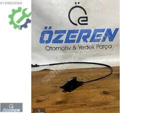 VOLKSWAGEN GOLF 5 KAPUT HALATI ÖZEREN YEDEK PARÇA 05301368927