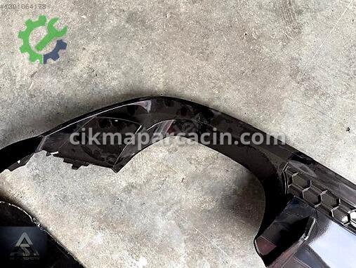 Volkswagen Golf Tampon Spoyleri 5G6807568 çıkma parça