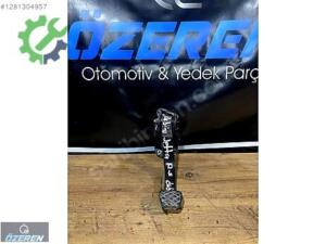 VOLKSWAGEN JETTA A5 DEBRİYAJ PEDALI