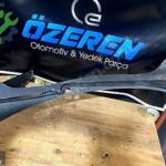 VOLKSWAGEN JETTA A5 ÖN CAM IZGARASI