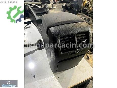 Volkswagen Jetta Orta Konsol çıkma parça