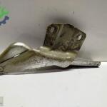 VOLKSWAGEN JETTA GRİ SOL KAPUT MENTEŞESİ 5C6 823 301
