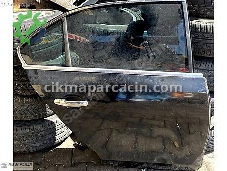 Volkswagen Jetta Sağ Arka Kapı çıkma parça