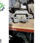 VOLKSWAGEN JETTA MOTOR KULAĞI ÖZEREN YEDEK PARÇA 05301368927