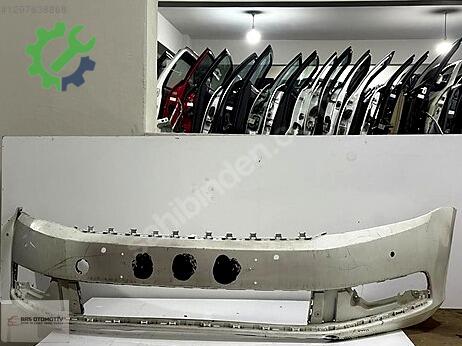 Volkswagen Passat Ön Tampon çıkma parça