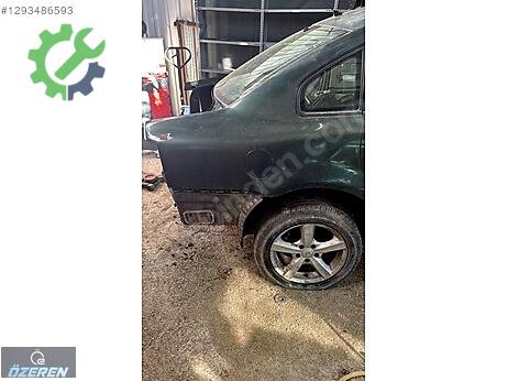 Volkswagen Passat Sağ Arka Çamurluk çıkma parça