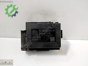 VOLKSWAGEN PASSAT B6-B7-CC ANAHTAR GİRİŞ YUVASI 3C0 905 843 M