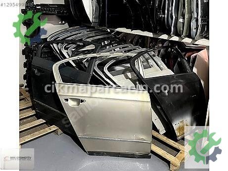 Volkswagen Passat Sağ Arka Kapı çıkma parça