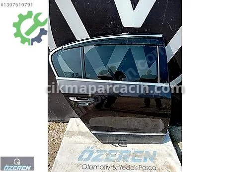 Volkswagen Passat Sağ Arka Kapı çıkma parça