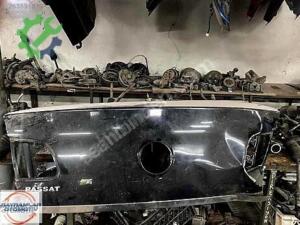 VOLKSWAGEN PASSAT B6 BAGAJ KAPAĞI AZ HASARLI