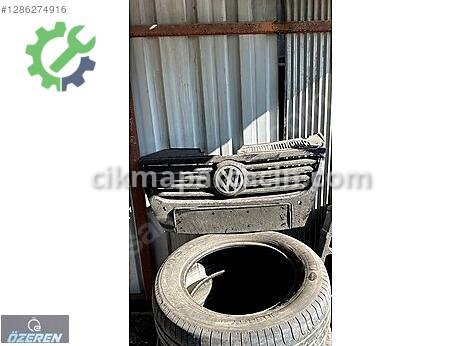 Volkswagen Passat Ön Panjur çıkma parça