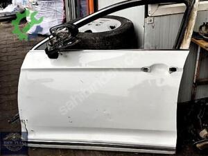 VOLKSWAGEN PASSAT B8 BEYAZ SOL ÖN KAPI