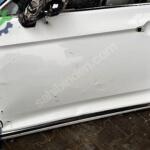 VOLKSWAGEN PASSAT B8 BEYAZ SOL ÖN KAPI