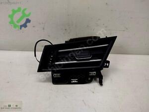VOLKSWAGEN PASSAT B8 MAT SOL KALORİFER IZGARASI