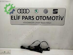 VOLKSWAGEN PASSAT B8 SOL ÖN CAM KRİKOSU 3G0 837 461 B