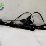 VOLKSWAGEN PASSAT B8 SOL ÖN CAM KRİKOSU 3G0 837 461 B