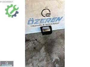 VOLKSWAGEN PASSAT VW 99 ÖN GÖĞUS UNITESI ÖZEREN YEDEK PARÇA