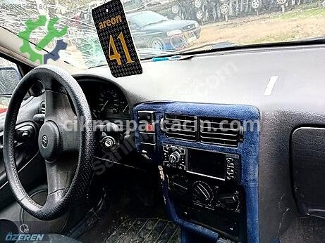 Volkswagen Polo Direksiyon Simidi çıkma parça