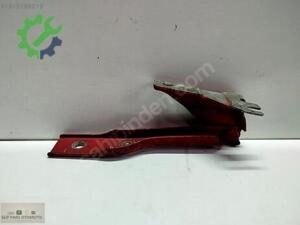 VOLKSWAGEN POLO KIRMIZI SOL KAPUT MENTEŞESİ 6R0 823 301 A