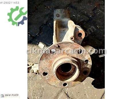 Volkswagen Transporter Sağ Ön Taşıyıcı çıkma parça