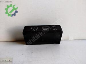 VOLKWAGEN AUDİ-SEAT-SKODA USB GİRİŞ YUVASI 575 035 736