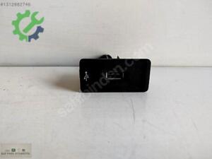 VOLKWAGEN GOLF7 USB GİRİŞ 5G0 035 222 J
