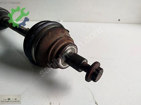 Volkswagen Jetta Sol Aks çıkma parça