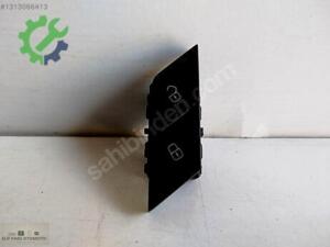 VOLKWAGEN PASSAT B8 KAPI KİLİT 3G0 962 125 A
