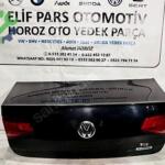 VOLKWAGEN PASSAT B8 SİYAH DOLU ORJİNAL BAĞAJ KAPAĞI