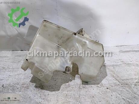 Volkswagen Transporter Cam Suyu Bidonu çıkma parça