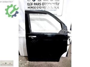 VOLKWAGEN TRANSPORTER T5 SİYAH DOLU BOYALI SAĞ ÖN KAPI