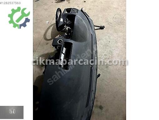 Volvo S40 Torpido çıkma parça