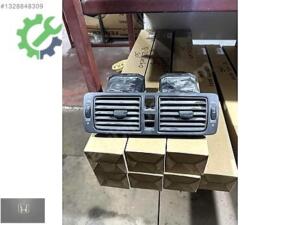 VOLVO S40 KALORİFER IZGARASI ORTA ÜFLEME 2005 2007 2010 2012