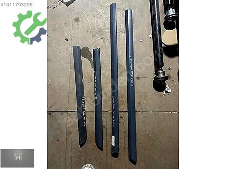 Volvo S40 Sağ Kapı Çıtası çıkma parça