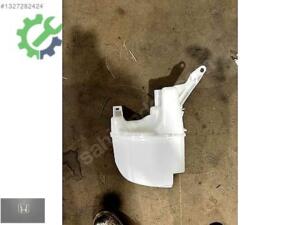 VOLVO S60 CAM SU BİDONU 2012 2013 2014 2016 SIFIR