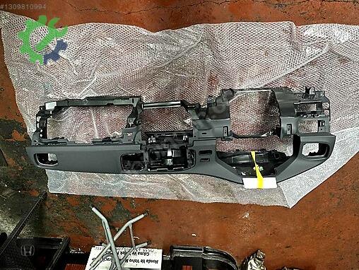 Volvo S60 Torpido çıkma parça