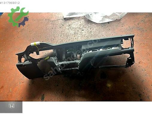 Volvo S60 Torpido çıkma parça