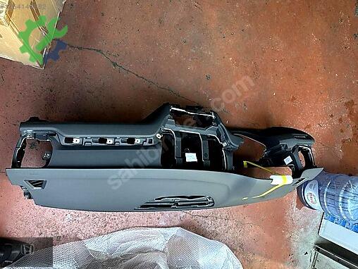 Volvo S60 Torpido çıkma parça