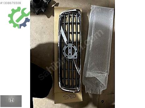 Volvo S80 Ön Panjur çıkma parça