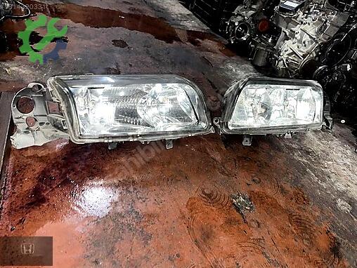 Volvo S80 Sağ Ön Far çıkma parça