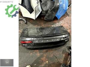 VOLVO S90 2021 2022 2023 2024 BAGAJ KAPAĞI LOKALLİK
