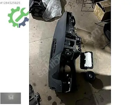 Volvo S90 Sağ Torpido çıkma parça